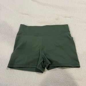 Scrunch butt athletic shorts